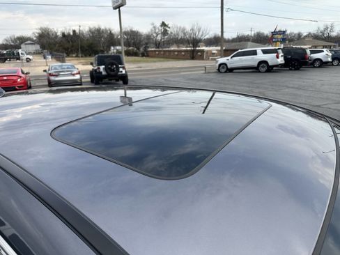 Used 2017 Honda CR-V EX-L image 7