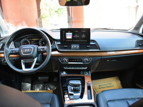 Used 2021 Audi Q5 2.0T Premium Plus w/ Premium Plus Package AWD/4WD image 21