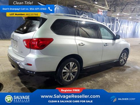 Used 2020 Nissan Pathfinder SV FWD image 4