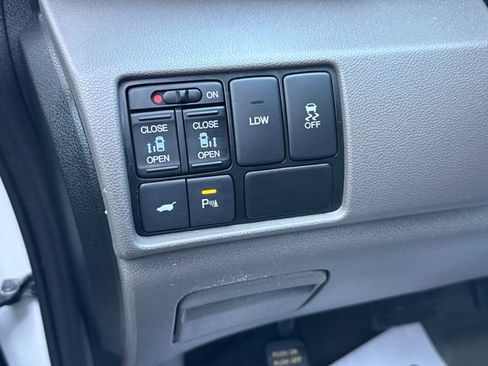 Used 2016 Honda Odyssey Touring image 41