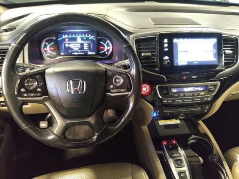 Used 2019 Honda Pilot Elite image 22