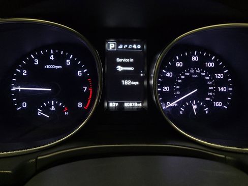 Used 2017 Hyundai Santa Fe SE image 23