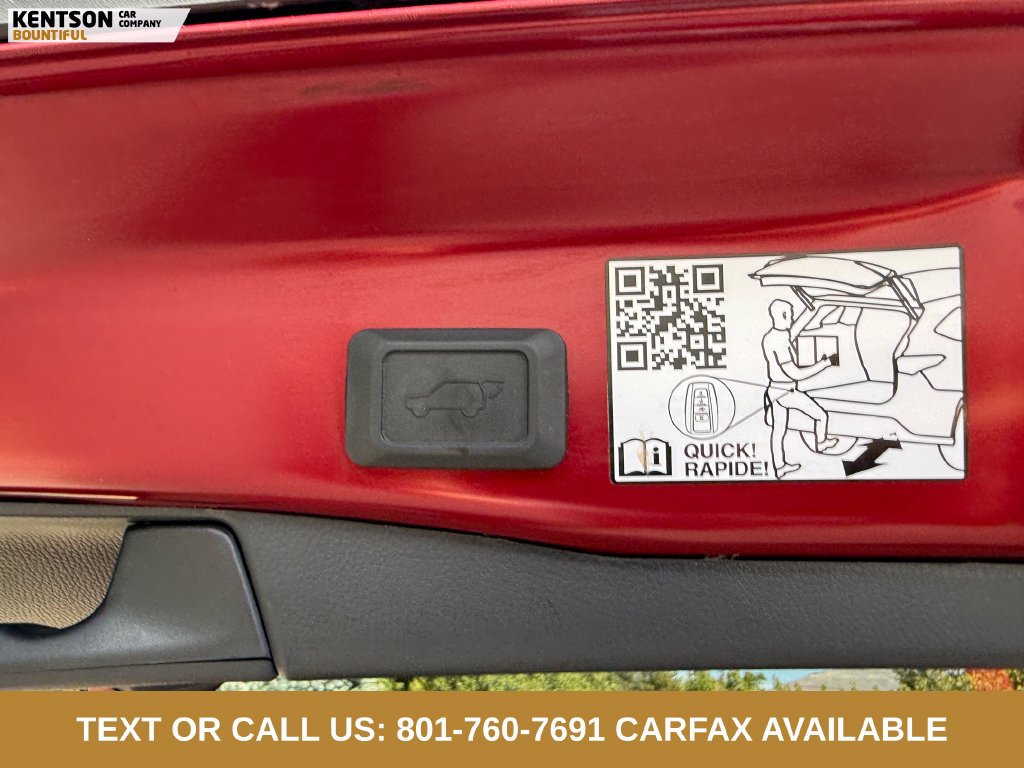 Used 2023 Toyota RAV4 Limited AWD/4WD image 32