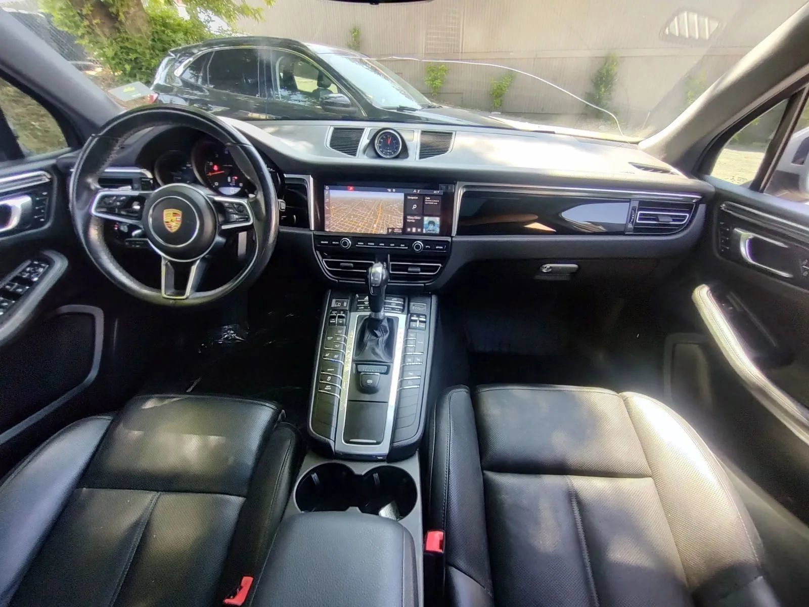 Used 2019 Porsche Macan AWD/4WD image 40