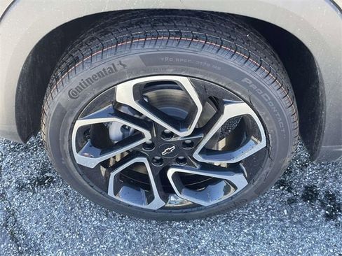 New 2026 Chevrolet Trax RS w/ Driver Confidence Package image 9