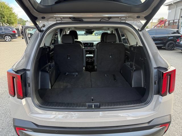 Used 2025 Kia Sorento SX Prestige AWD/4WD image 23
