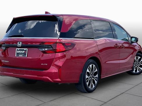 Used 2025 Honda Odyssey Elite image 13