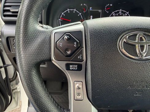 Certified 2020 Toyota 4Runner SR5 w/ Wilderness Package AWD/4WD image 25