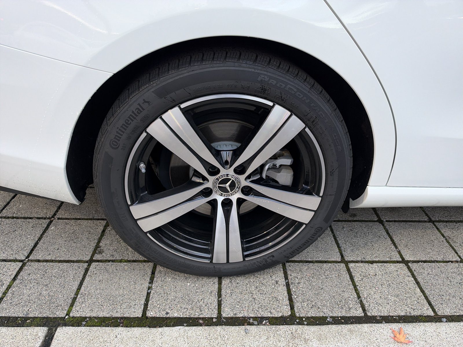 Certified 2025 Mercedes-Benz C 300 4MATIC Sedan image 11