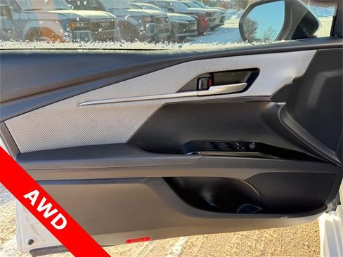 Used 2025 Toyota Camry LE image 19