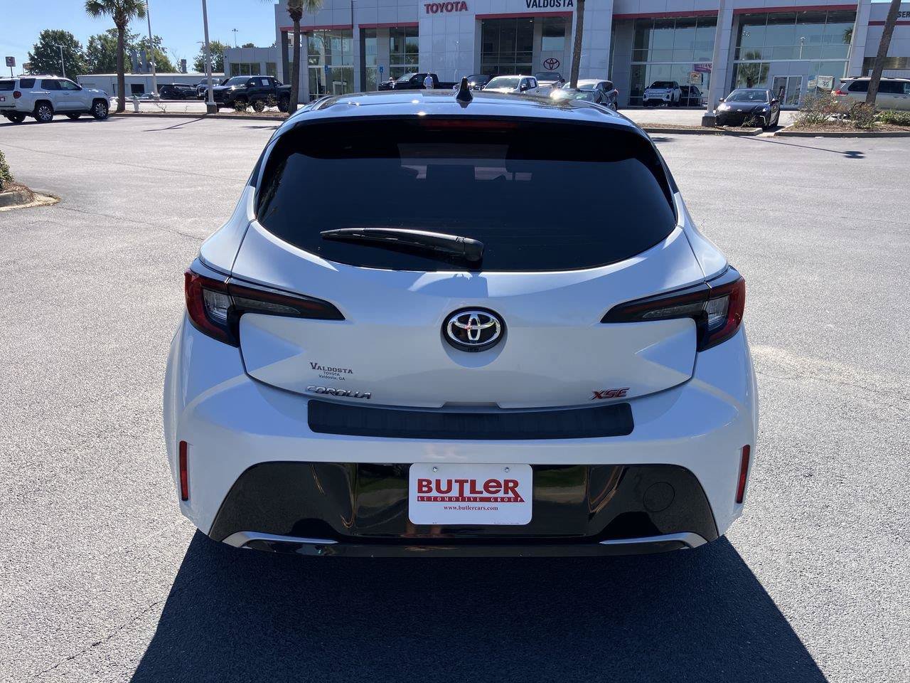 Used 2024 Toyota Corolla XSE FWD image 4