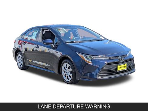 Used 2024 Toyota Corolla LE FWD image 2