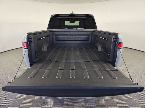 Used 2025 Rivian R1T Adventure image 15
