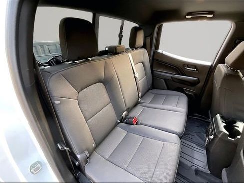 Used 2024 GMC Canyon Elevation w/ Convenience Package image 17