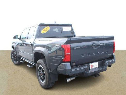 Certified 2024 Toyota Tacoma TRD Off-Road w/ TRD Off Road Premium Package AWD/4WD image 6