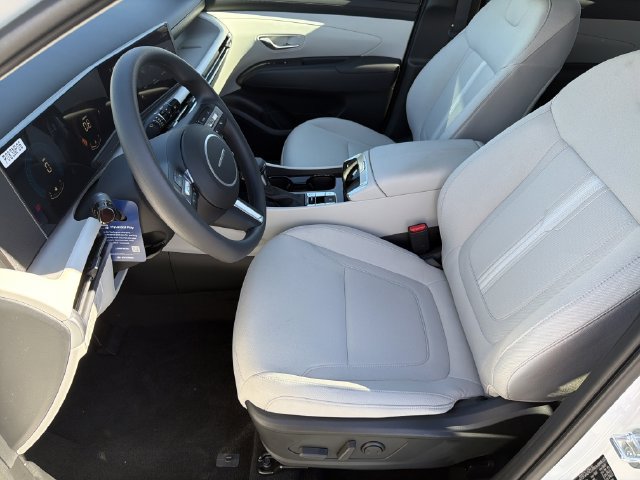 New 2026 Hyundai Tucson SEL FWD image 11