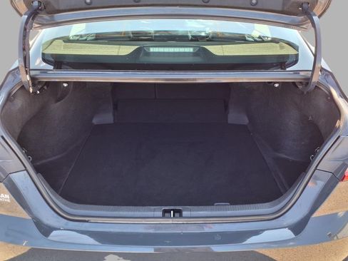 Used 2025 Toyota Camry SE FWD image 28