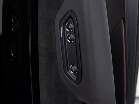 New 2024 McLaren 750S Spider image 12