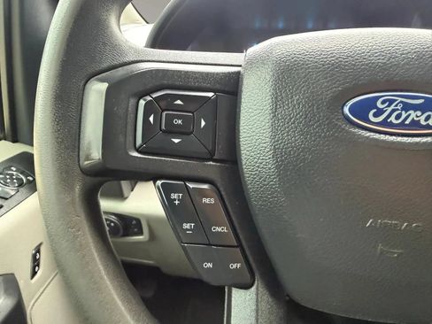 Used 2022 Ford F250 XL w/ Power Equipment Group AWD/4WD image 22