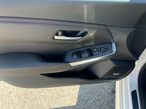 New 2025 Nissan Sentra SR w/ SR Premium Package image 11