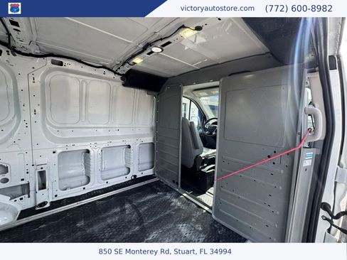 Used 2017 Ford Transit 150 130 Low Roof RWD image 17