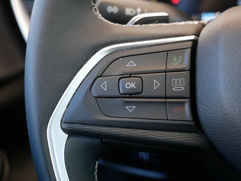 Used 2023 Jeep Grand Cherokee L Laredo w/ Luxury Tech Group I image 28