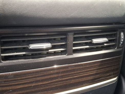 Used 2021 Lexus LX 570 4WD w/ Sport Package image 11