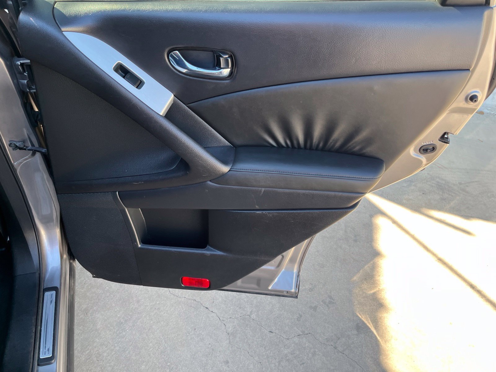 Used 2010 Nissan Murano SL w/ Leather Pkg FWD image 15