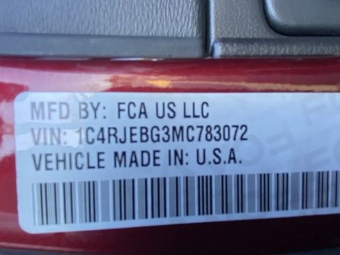 Used 2021 Jeep Grand Cherokee Limited X image 27