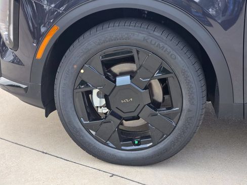 New 2026 Kia Sportage X-Line w/ X-Line Technology Package AWD/4WD image 9