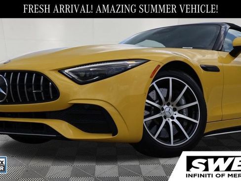 Used 2023 Mercedes-Benz SL 43 AMG w/ Loaded Compartment Package image 38
