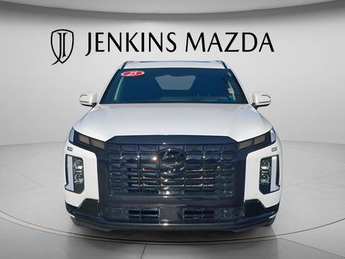 Used 2025 Hyundai Palisade Calligraphy image 3