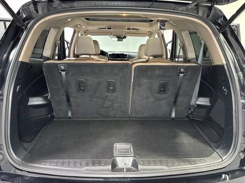 Used 2019 Honda Pilot Touring image 32