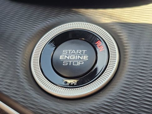 New 2025 Jeep Grand Cherokee L Altitude image 21