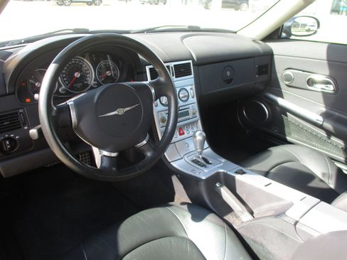 Used 2005 Chrysler Crossfire Limited RWD image 7