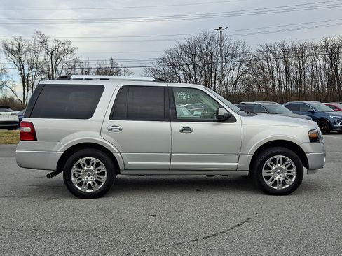 Used 2013 Ford Expedition Limited image 7