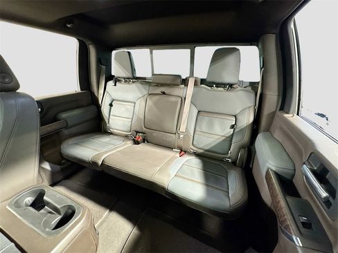 Used 2020 GMC Sierra 2500 Denali w/ Denali Ultimate Package image 13