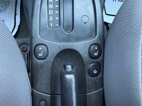 Used 2006 Ford Focus SES FWD image 20