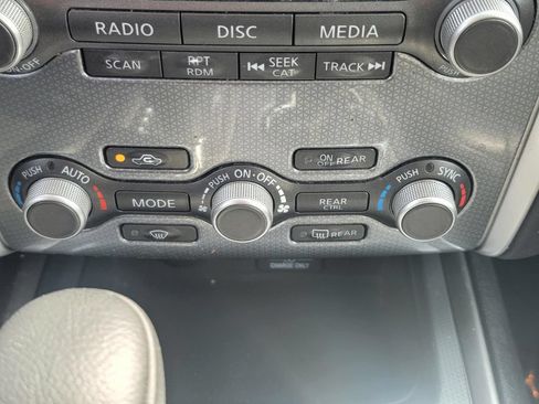Used 2020 Nissan Pathfinder SL w/ Cargo Package AWD/4WD image 23