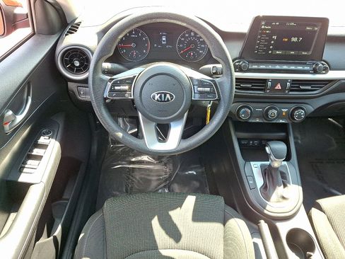 Used 2020 Kia Forte LXS FWD image 11
