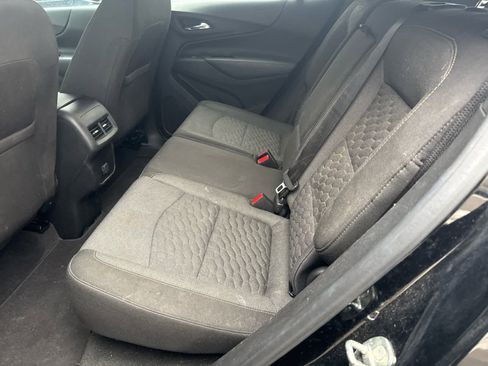 Used 2018 Chevrolet Equinox LT image 8