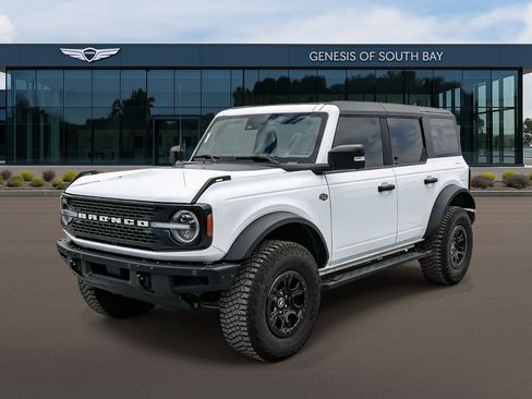 Used 2024 Ford Bronco Wildtrak AWD/4WD image 1