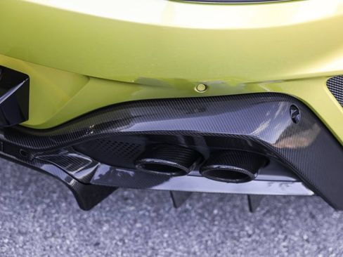 Used 2025 Aston Martin V8 Vantage Coupe RWD image 29