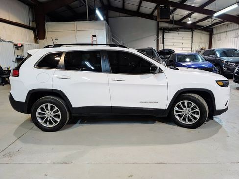 Used 2022 Jeep Cherokee Latitude Lux FWD image 7