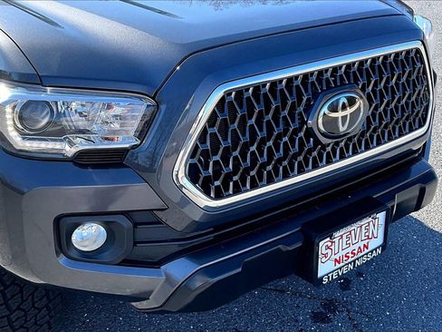 Used 2019 Toyota Tacoma TRD Off-Road image 31