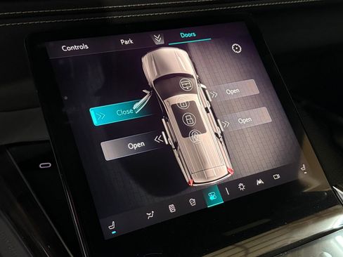 New 2025 Cadillac Escalade Premium Luxury w/ Touring Package image 31