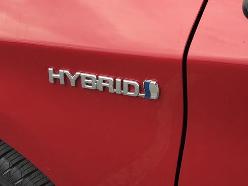 Used 2015 Toyota Prius Four FWD image 8