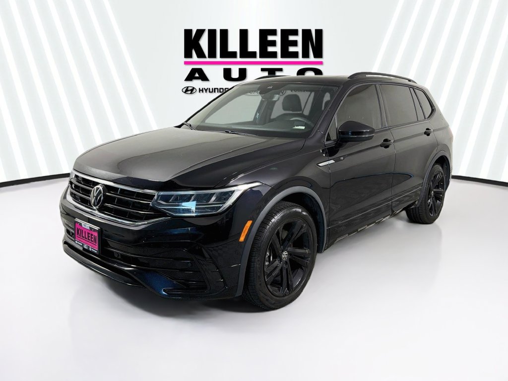 Used 2024 Volkswagen Tiguan SE R-Line FWD image 3