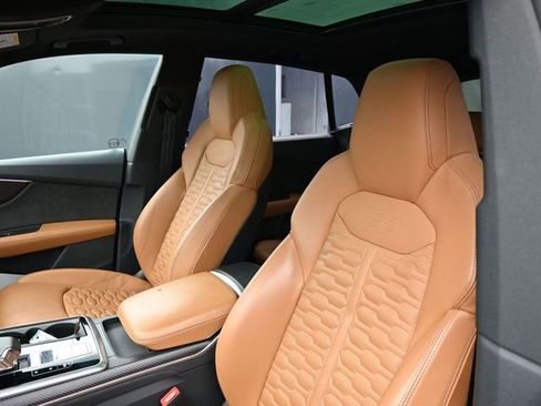 Used 2021 Audi RS Q8 4.0T image 18