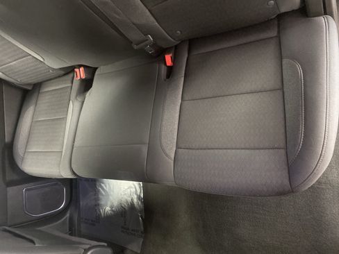 Used 2024 Chevrolet Silverado 1500 LT AWD/4WD image 12
